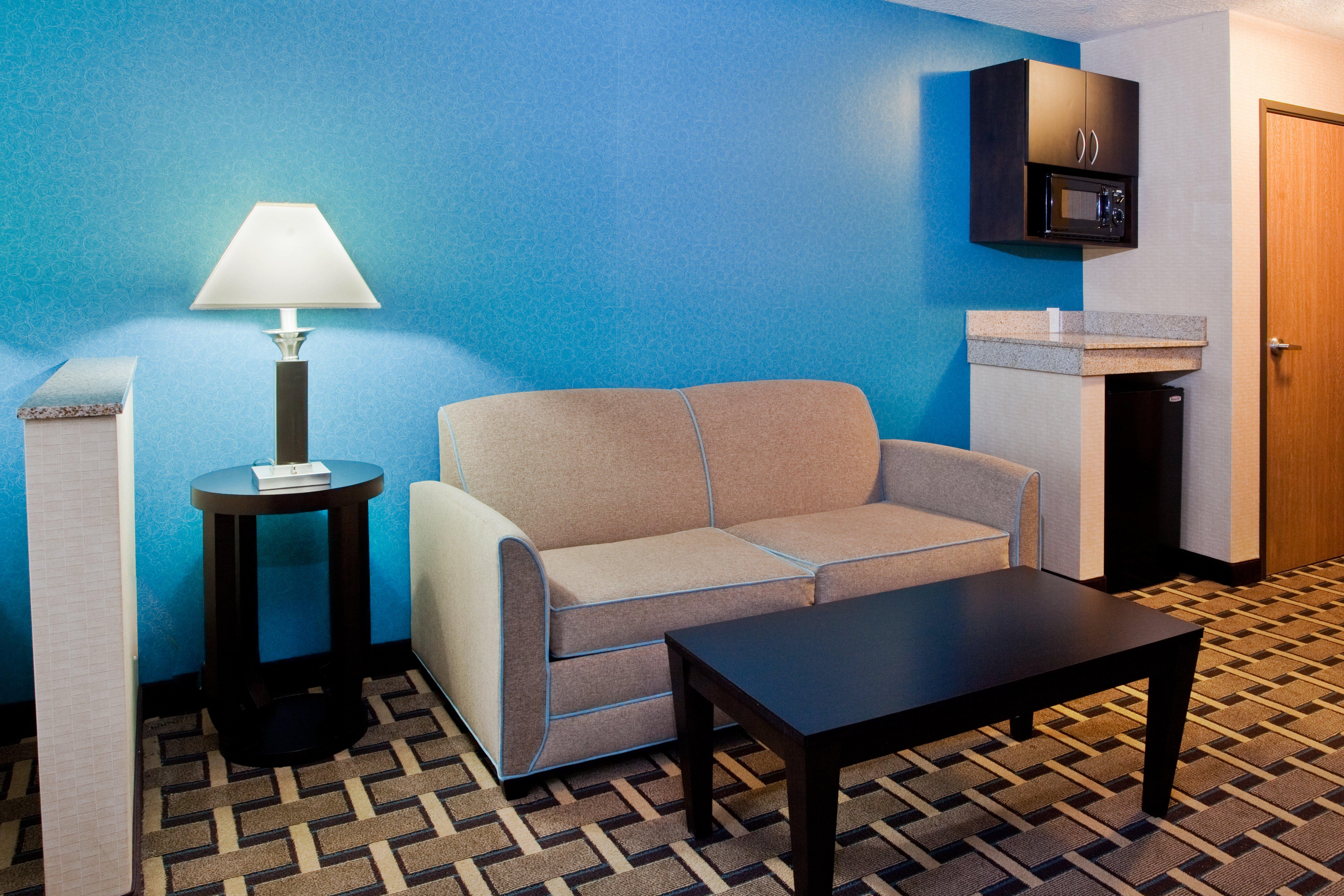 Holiday Inn Express & Suites Buford Ne - Lake Lanier By Ihg Экстерьер фото